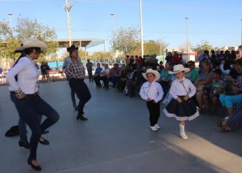 APOYAN CAMPAÑA “SI TE DROGAS, TE DAÑAS”MÁS DE 7 MIL ALUMNOS DE SECUNDARIA DE LA PAZ