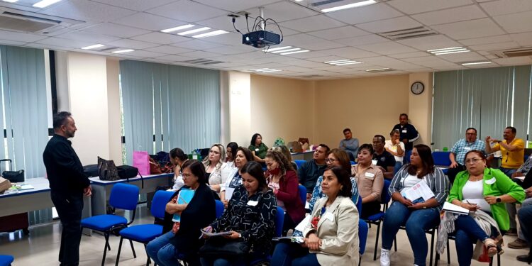 SE CAPACITAN DOCENTES DE EDUCACIÓN ESPECIAL EN NUEVA ESCUELA MEXICANA
