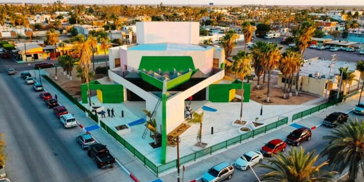 AVANZA REMODELACIÓN INTEGRAL DEL TEATRO DE LOS AGRICULTORES EN COMONDÚ