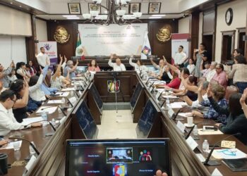 TOMA PROTESTA GOBERNADOR VCC A ASOCIACIONES CIVILES QUE SE INTEGRAN A SIPINNA DE BCS&nbsp;&nbsp;&nbsp;