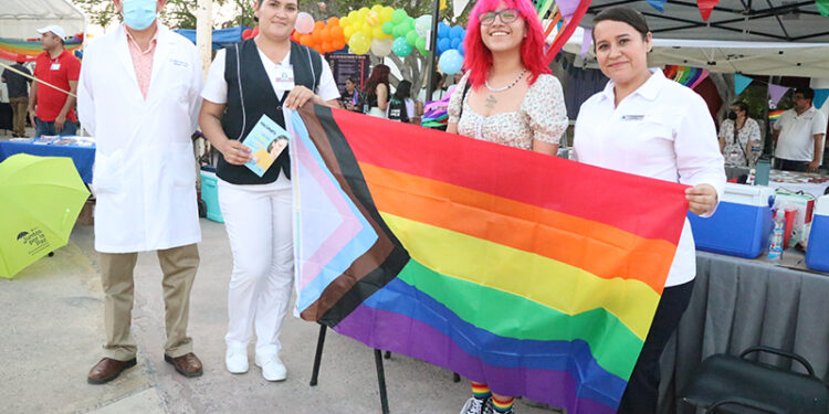 SALUD ESTATAL ACERCÓ SERVICIOS PARA PREVENCIÓN Y ATENCIÓN DE LA VIOLENCIA A COMUNIDAD LGTB+ DE LA PAZ