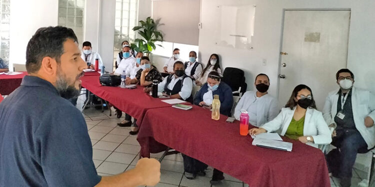 IMPARTIÓ SALUD CAPACITACIÓN MÉDICA SOBRE EL MODELO DE ATENCIÓN DE RABIA