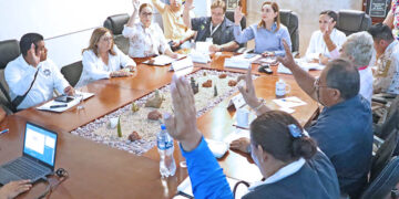 ANUNCIA GOBERNADOR VCC, ENERGÍA ELÉCTRICA PARA SAN JUANICO