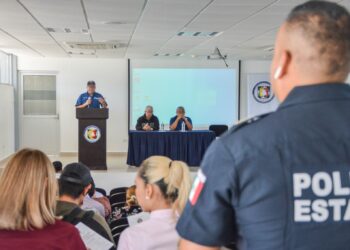 REALIZA PROXIMIDAD SOCIAL CONFERENCIA PARA PREVENCIÓN DE ADICCIONES