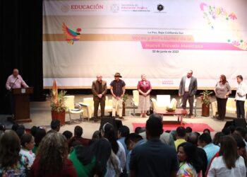 “SIN EL COMPROMISO DE MAESTRAS Y MAESTROS, NO HABRÁ TRANSFORMACIÓN”: VCC