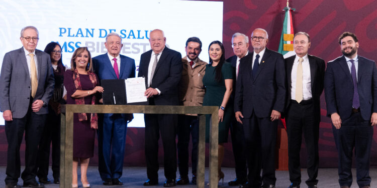 Firma Gobernador de BCS convenio IMSS-Bienestar