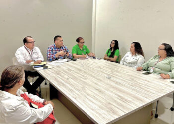 Atiende Subsecretario de Administración a personal de dependencias gubernamentales de Cabo San Lucas