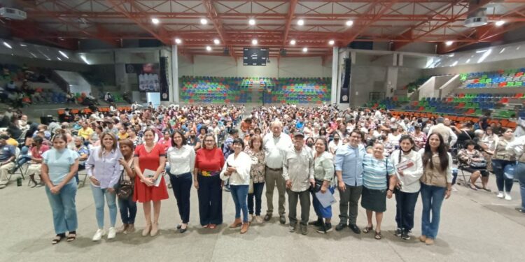 CUMPLE GOBERNADOR VMCC COMPROMISO DE BRINDAR APOYO ADICIONAL A BENEFICIARIOS DEL PROGRAMA “POR UNA MEJOR VIVIENDA”