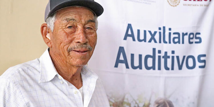 MÁS DE 1,200 AUXILIARES AUDITIVOS ENTREGA GOBIERNO DE BCS A PERSONAS VULNERABLES