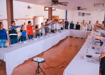 TOMA PROTESTA LA COMISIÓN CONSULTIVA PARA EL DESARROLLO URBANO DE MULEGÉ