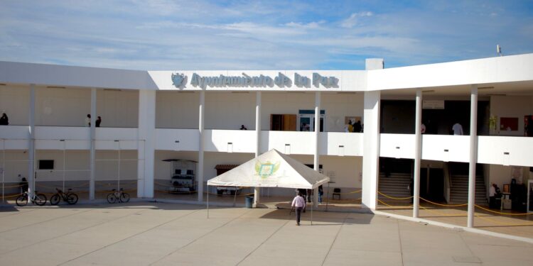 Investiga Ayuntamiento de La Paz expedición de licencias apócrifas