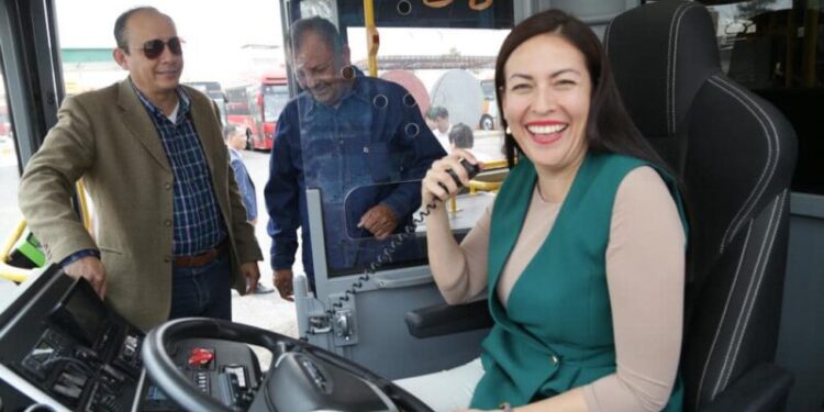 Ayuntamiento de La Paz advierte sobre modernización del transporte público y ofrece alternativa directa