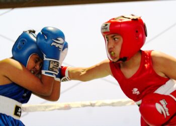 Realizan tercer encuentro del Torneo de Barrios en la Márquez de León