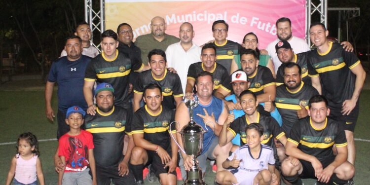Secretaría General, campeón del Torneo Municipal de Fútbol