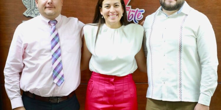 Toman protesta al nuevo Síndico Municipal de La Paz