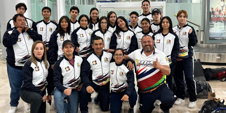 VIAJAN A TABASCO KARATECAS DE BCS PARA COMPETIR EN LOS NC2023