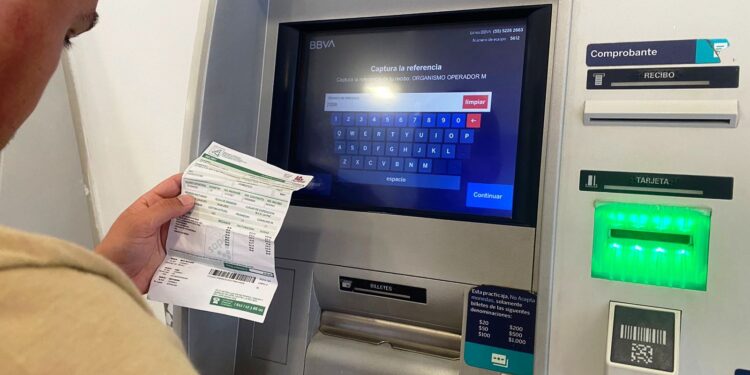 Ya se puede pagar el recibo del agua en cualquier sucursal BBVA: OOMSAPAS La Paz