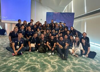 Universidad Mundial&nbsp; asistió al&nbsp; Congreso Internacional Fisioterapia en Cancún.