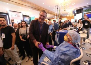 Marcelo Ebrard presenta su visión para transformar el sistema de salud en México