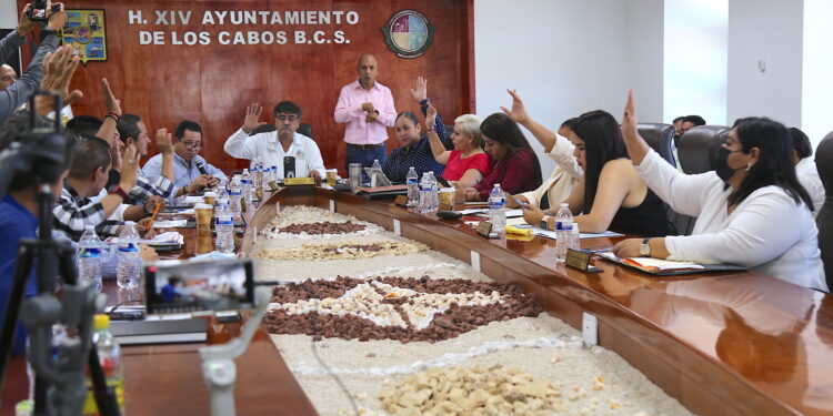 El alcalde de Los Cabos Oscar Leggs Castro dio a conocer que se cuenta ya con la selección de las 3 personas aspirantes a ocupar la titularidad de la Coordinación Municipal de Derechos Humanos