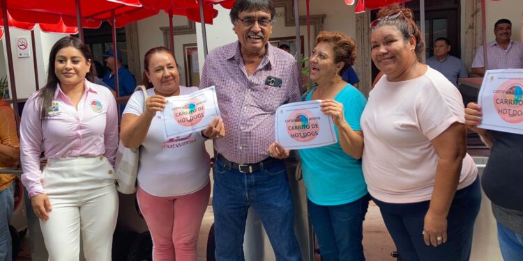 Parte del trabajo permanente que desarrolla el XIV Ayuntamiento de Los Cabos que preside Oscar Leggs Castro, para contribuir al bienestar de las familias,