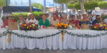 Este sábado se llevó a cabo el corte de listón por parte de las autoridades municipales y estatales, con el que quedó formalmente inaugurada la Feria del Mango