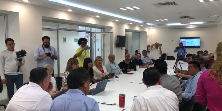 El presidente municipal Oscar Leggs Castro, se sumó al programa Sudcalifornia Ingenia 2023