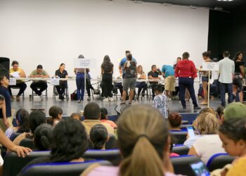 “Apoyo Económico a Estudiantes”