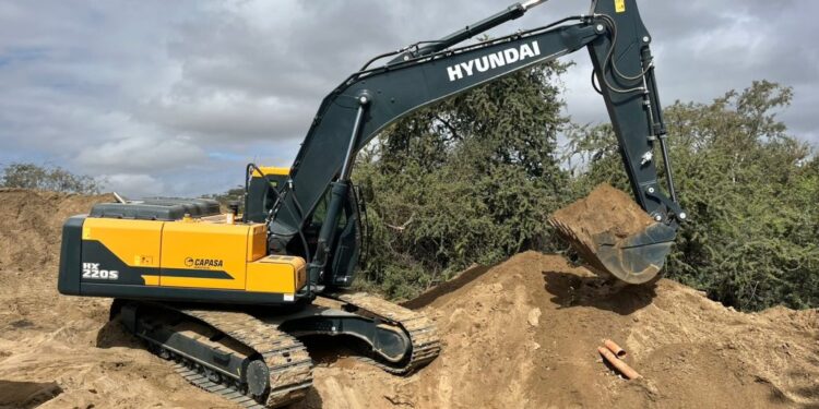 El presidente municipal de Los Cabos Oscar Leggs Castro, tuvo a bien informar que la ejecución del proyecto referente al nuevo acueducto en Cabo San Lucas se encuentra en su proceso final