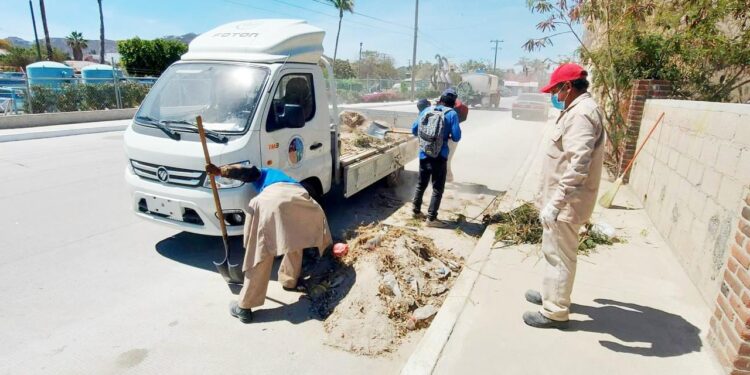 Para mantener una ciudad limpia, que sea agradable tanto para residentes como para visitantes,  se implementan trabajos de mantenimiento, barrido manual y retiro de cacharros en colonias, calles y avenidas