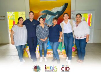 El Gobierno de Los Cabos a través del Instituto Municipal para el Desarrollo e Inclusión de Personas con Discapacidad (IMDIS), en colaboración con el neuropediatra Dr. Carlos Montes La Huerta, llevó a cabo una jornada de 40 diagnósticos médicos que permiten definir un tratamiento oportuno y/o plan de intervención terapéutico, resaltando sus fortalezas y áreas de oportunidad.