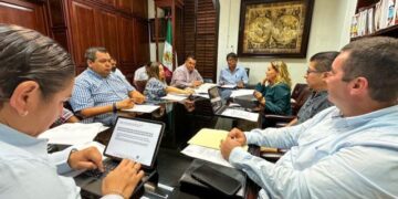 El alcalde Oscar Leggs Castro tuvo a bien presidir la 1era reunión extraordinaria del Comité Técnico del Fideicomiso del Cobro del Derecho al Saneamiento Ambiental