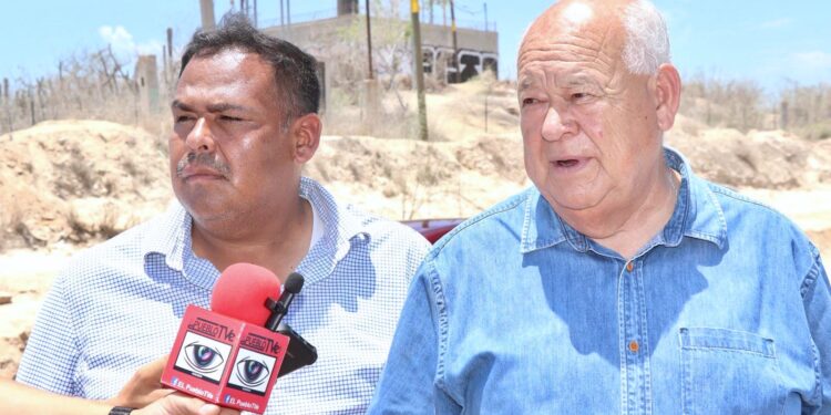 La pavimentación de la avenida Nicolás Tamaral conocida como La Brecha en Cabo San Lucas, presenta un avance del 15% y se estima que para finales de este mes evolucione a un 25% con el apoyo de aproximadamente 200 personas que se encuentran trabajando en la zona.