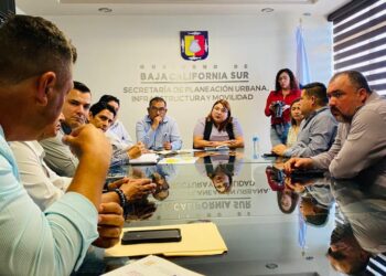 Por instrucciones del presidente municipal Oscar Leggs Castro, el equipo técnico de Agua Potable de Los Cabos  se reunieron en las oficinas de la Secretaría de Planeación Urbana, se habló particularmente de los trabajos de la red de alcantarillado y agua potable