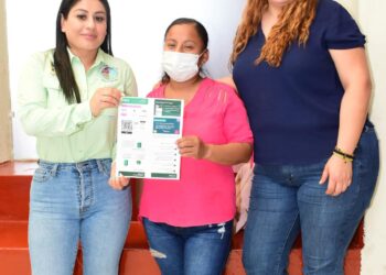 El Gobierno de Los Cabos continúa haciendo entrega de apoyos sociales y priorizando la atención directa a la población