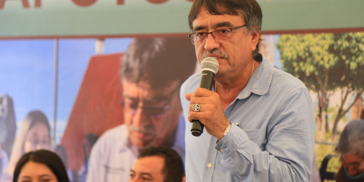 “Apoyo Económico a Estudiantes”