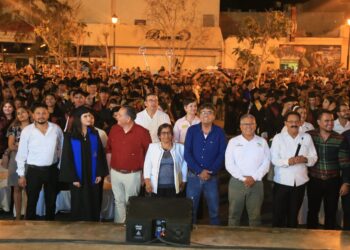 El presidente municipal de Los Cabos Oscar Leggs Castro manifestó estar convencido de que la educación es la base del éxito y la superación, además de que es trascendental para el desarrollo de la sociedad.