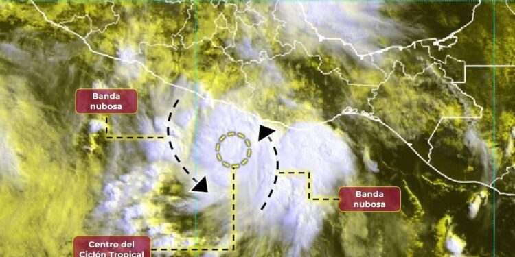 Autoridades del municipio de Los Cabos ya se encuentran preparadas para las lluvias que pudieran dejar a su paso el huracán “Adrián” y la depresión tropical número 2