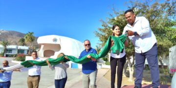 Este lunes en el marco del 01 de julio Día del Ingeniero se llevó a cabo la ceremonia cívica en la plaza pública León Cota Collins de Cabo San Lucas