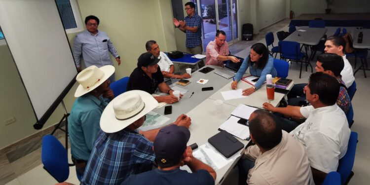 Se efectuó la tercera mesa de trabajo en la Delegación de Cabo San Lucas, sumándose el sector agropecuario representado por ejidatarios de la zona
