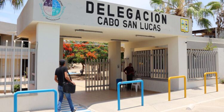 el Gobierno de Los Cabos instaló un módulo de la Dirección Municipal de Protección Civil en el edificio de la nueva Delegación de Cabo San Lucas