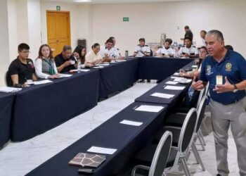 El Gobierno de Los Cabos que preside Oscar Leggs Castro a través de la Dirección Municipal de Protección Civil, de manera continua realiza labores de inspección para verificar que cumplan con los lineamientos, protocolos de actuación y de prevención para atender cualquier contingencia hidrometeorológica en la Temporada de Huracanes 2023.