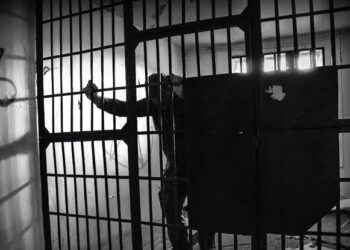 Dos sospechosos quedan en prisión preventiva por robo a lugar habitado en La Paz