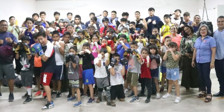 Acercan el deporte y la cultura con Impulso en colonia Mezquitito