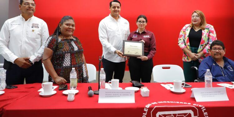 Asiste Presidente Honorario del DIF La Paz a clausura de la Semana de Ingeniería 2023