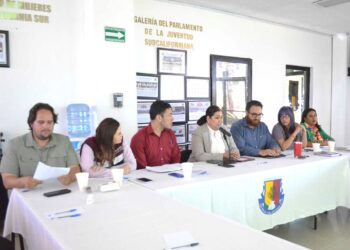 Analizan Comisión de Igualdad de Género y el ISMUJERES propuestas que derivaron del 1er Parlamento de Mujeres