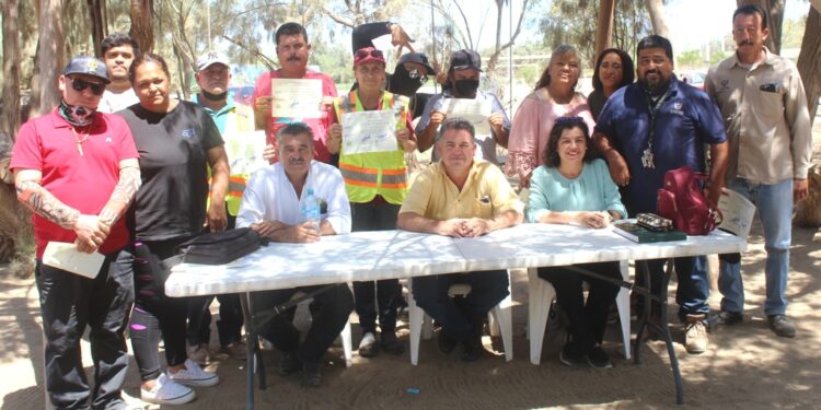 Clausuran curso de “Manejo de plantas en jardines y viveros”