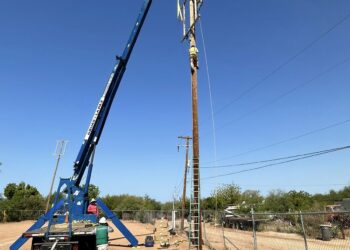 Colocará Ayuntamiento 48 luminarias en el campo de béisbol en San Pedro