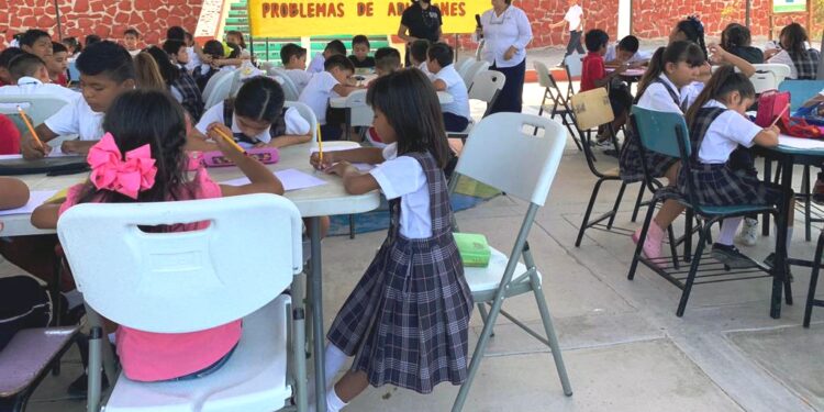 Continúa DIF La Paz con el trabajo en las escuelas