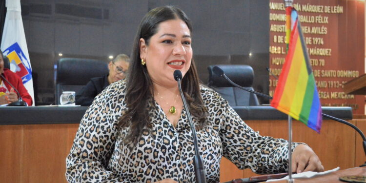Propuso la Comisión de Igualdad de Género se inscriba en el Muro de Honor el nombre de: María Dionisia Villarino Espinoza